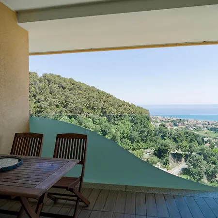 Moonstone - Seaview, Parking, Wifi Apartamento