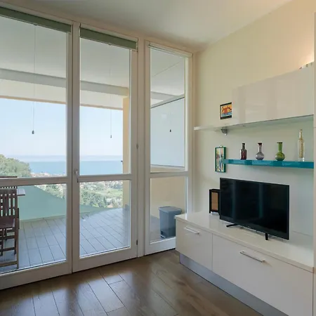 Appartamento Moonstone - Seaview, Parking, Wifi *